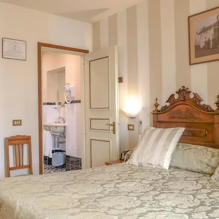 Hotel Du